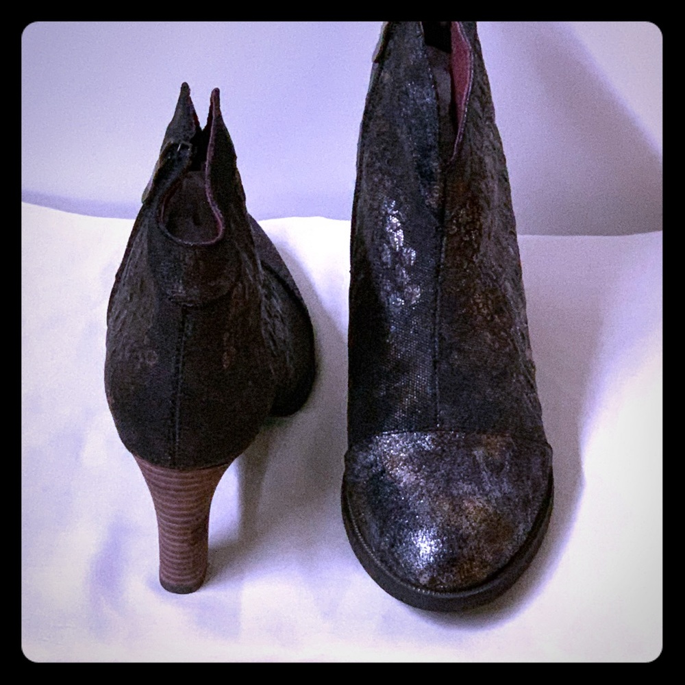 Metallic black booties